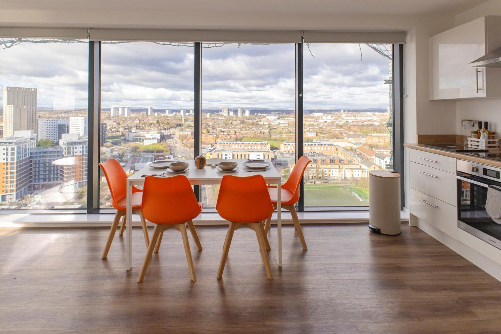Quayside Penthouse 2 Bedroom Ensuite Near Media City & Manchester United Dış mekan fotoğraf